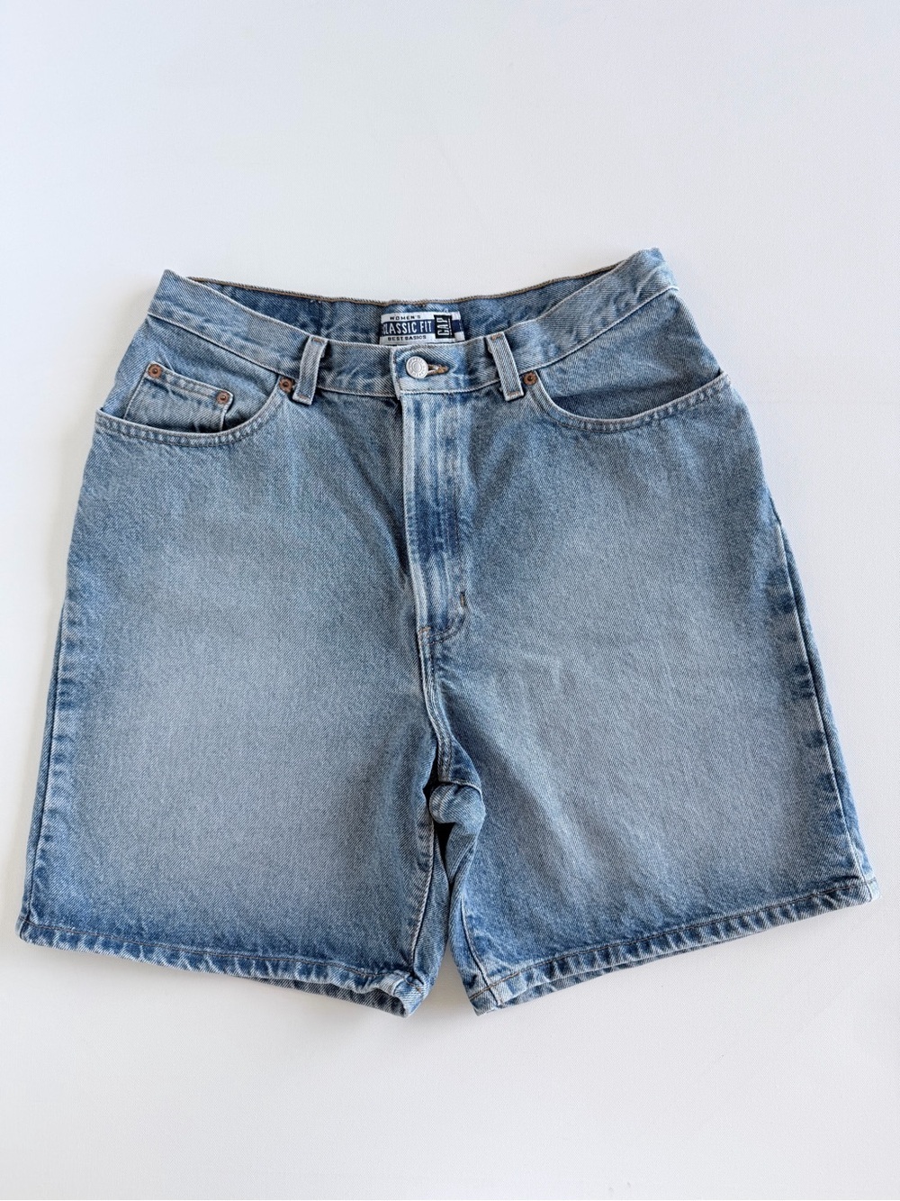 Vintage 90s GAP Classic Fit Denim Shorts Light Wash 100% Cotton Tag Size 14